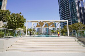 Exterior - Tanin - Splendid Apartment With Marina Views and Pools (Dubai)