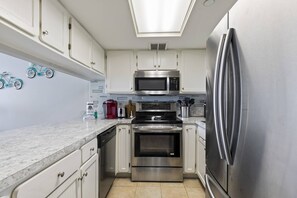 Fridge, microwave, dishwasher, coffee/tea maker