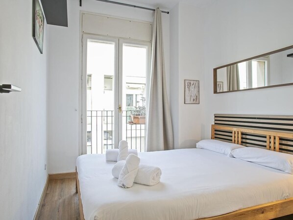 3 bedrooms, WiFi, bed sheets