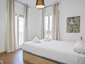 3 bedrooms, WiFi, bed sheets