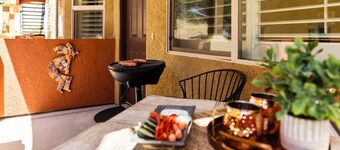 Desert Valley Hide Out by J and Amy BL991341