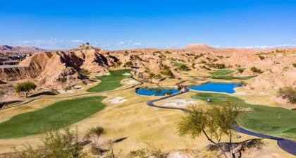 Wolf Creek Sunset View on First Hole by J and Amy BL991084
