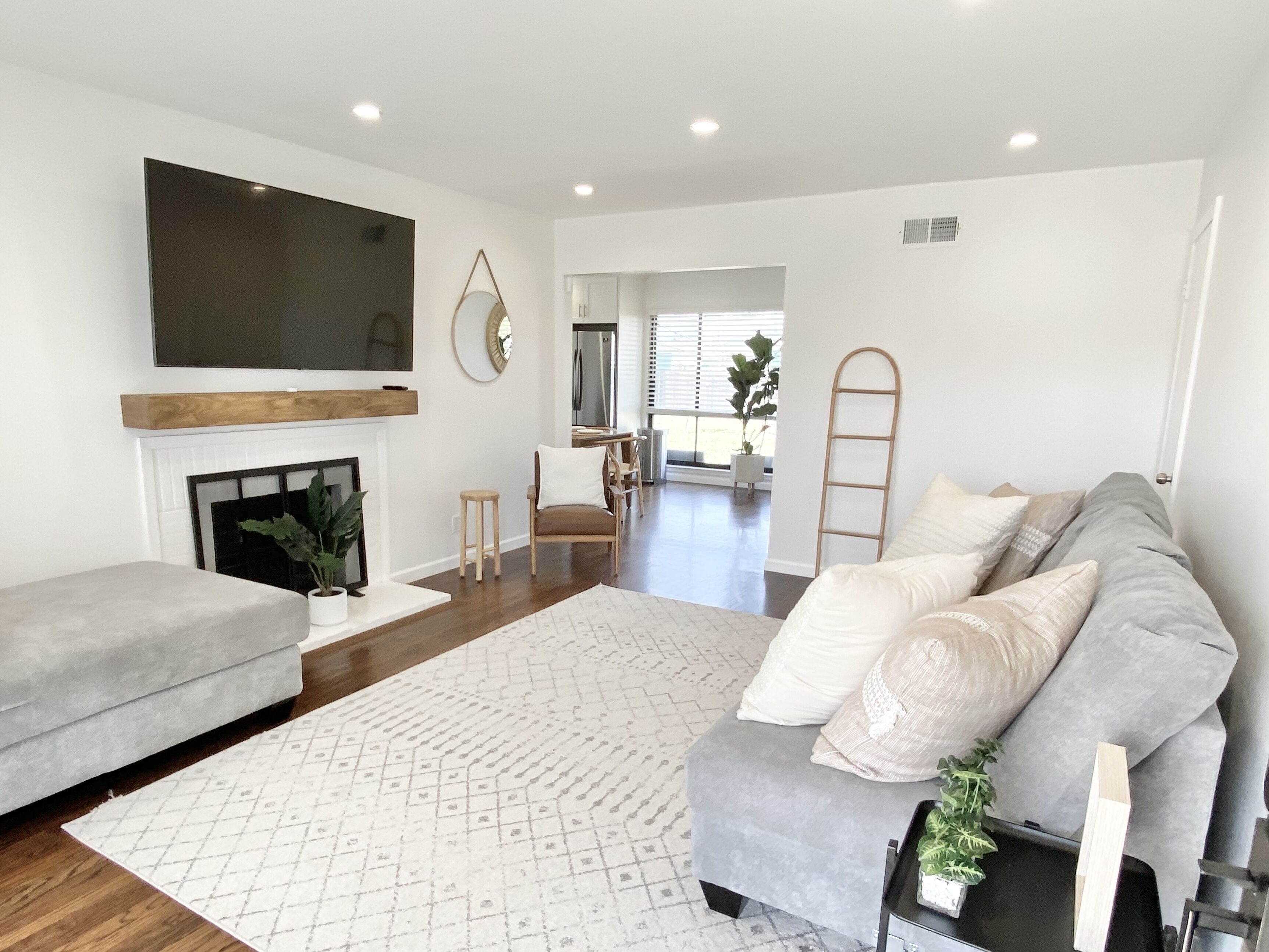 Beautiful 3BR Home-Perfect Location