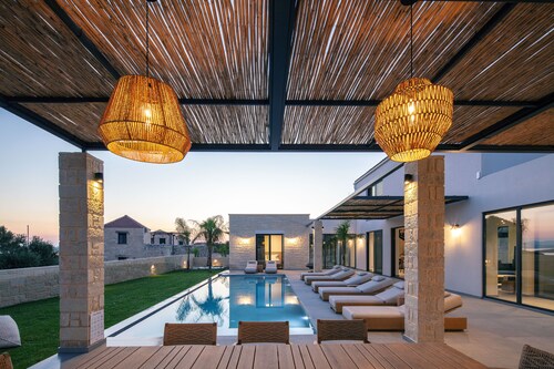 Ikritis Villa Ι - 1,2Km to beach & sea views!