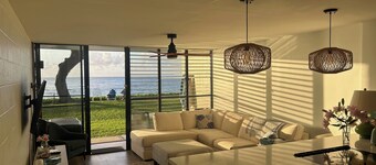 Hale'iwa Oceanfront Condo Fully Renovated