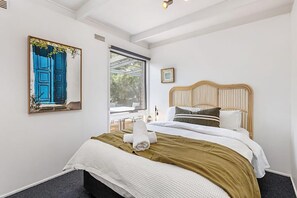 4 bedrooms, iron/ironing board, travel cot, free WiFi