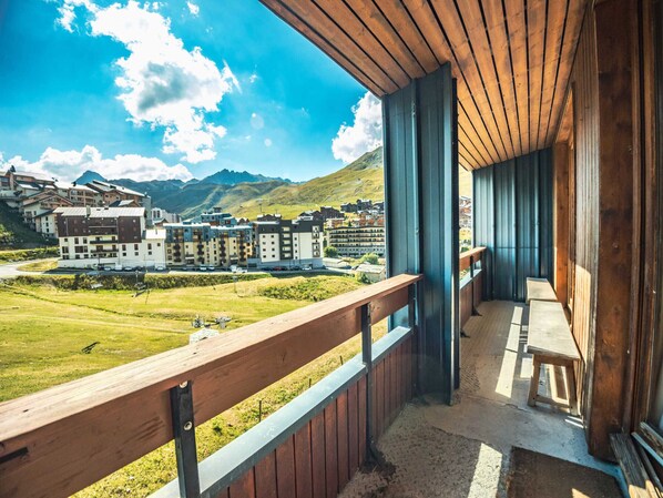 Property grounds - Renovated ski-in ski-out apartment, balcony, WIFI, 4 bedrooms (Tignes)