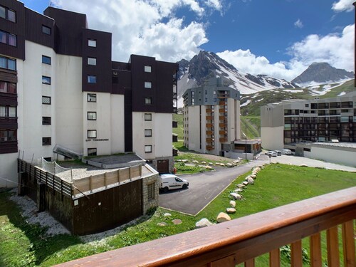 Bright apartment, ski-in/ski-out, 6 people, balcony