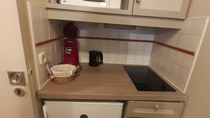 Uklassifisert bilde, 2 av 12, knapp