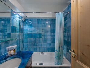 Hair dryer, towels