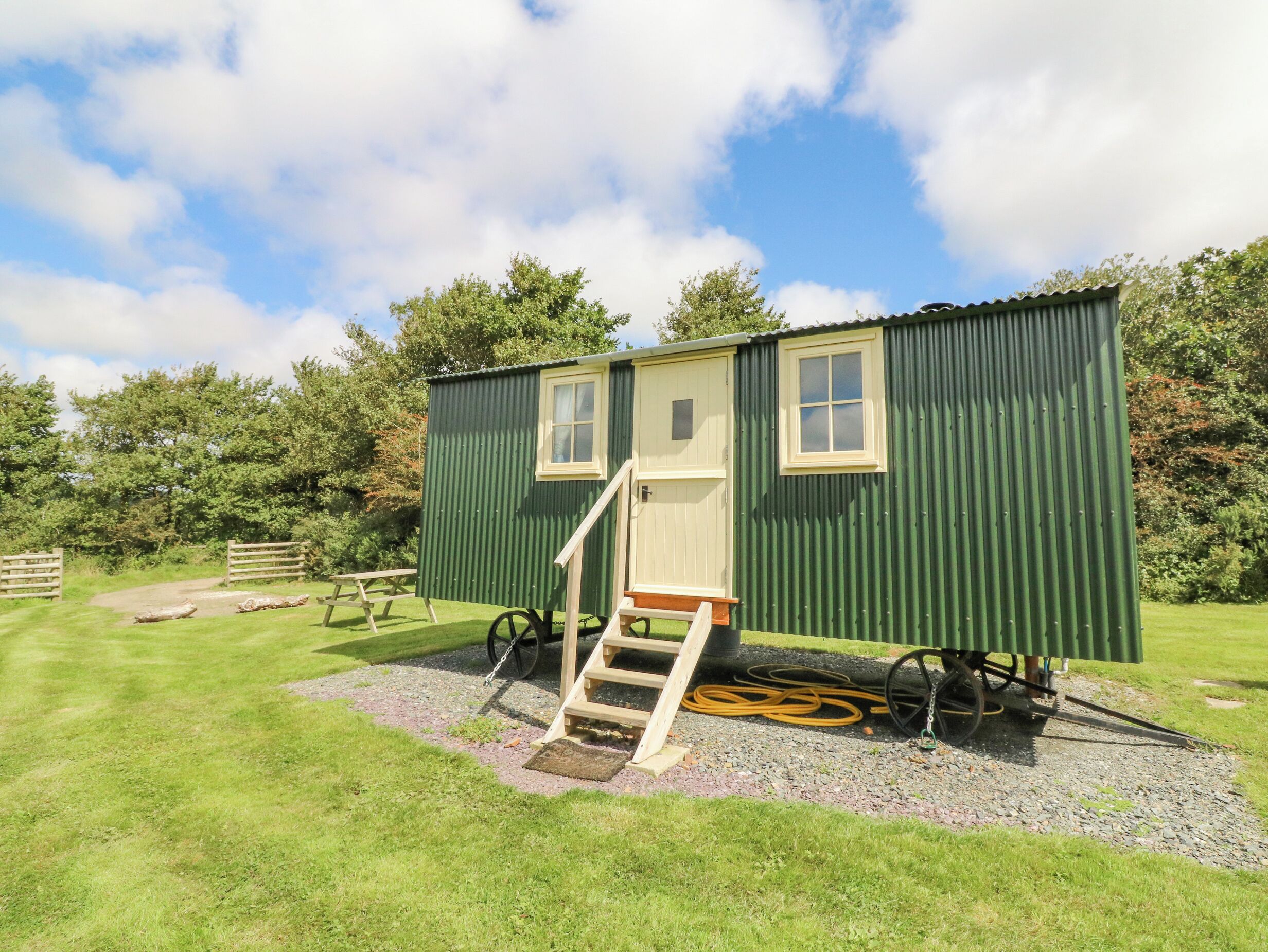 WESTERING SUN, romantic, character holiday cottage in Bude