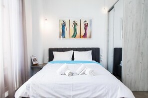 Basic Apartment | 1 bedroom, iron/ironing board, free WiFi - Beautiful Apt. close to Monastiraki (Athens)