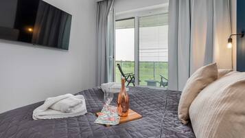 1 bedroom, iron/ironing board, WiFi, bed sheets