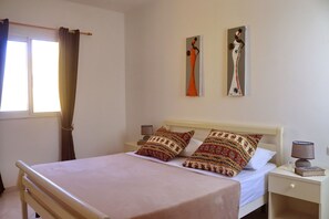 1 Schlafzimmer, Zimmersafe, Bügeleisen/Bügelbrett, kostenloses WLAN