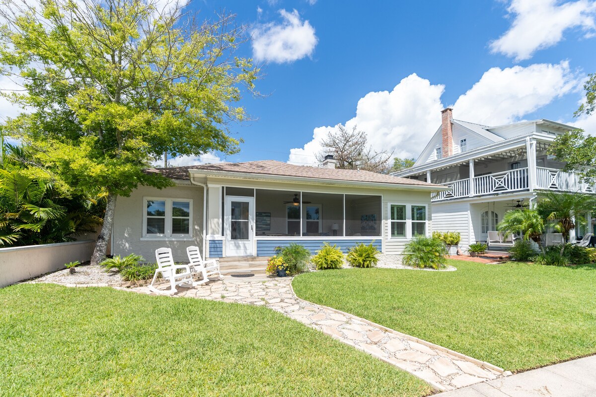 Photo 2 of Exclusive Discount! Paradise In Morning Glory Waterfront Home: Pet Friendly