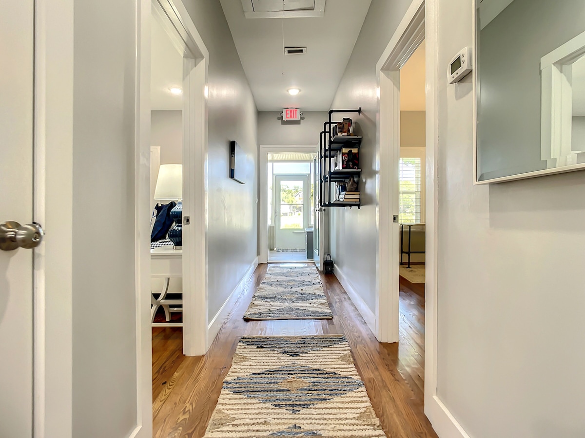 Photo 8 of Exclusive Discount! Paradise In Morning Glory Waterfront Home: Pet Friendly