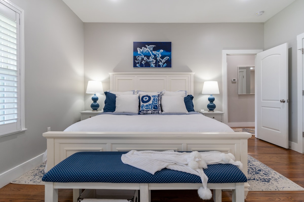 Photo 24 of Exclusive Discount! Paradise In Morning Glory Waterfront Home: Pet Friendly