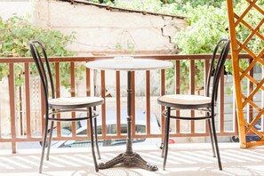 Exterior - Charming Apartment in Pagkrati-GTD95602 (Athens)