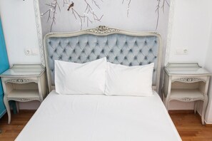 Apartment | 2 bedrooms, iron/ironing board, free WiFi, bed sheets - Charming Apartment in Pagkrati-GTD95602 (Athens)