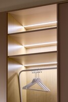 Habitación estándar doble | Cortinas opacas, sistema de insonorización, wifi gratis y ropa de cama