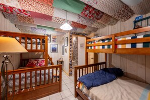 4 chambres, bureau, fer et planche Ă repasser, Wi-Fi gratuit
