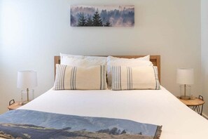 2 Schlafzimmer, Bügeleisen/Bügelbrett, kostenloses WLAN, Bettwäsche