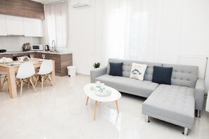 Interior - Gorgeous Apartment in Athens GTD8280-02 (Athens)