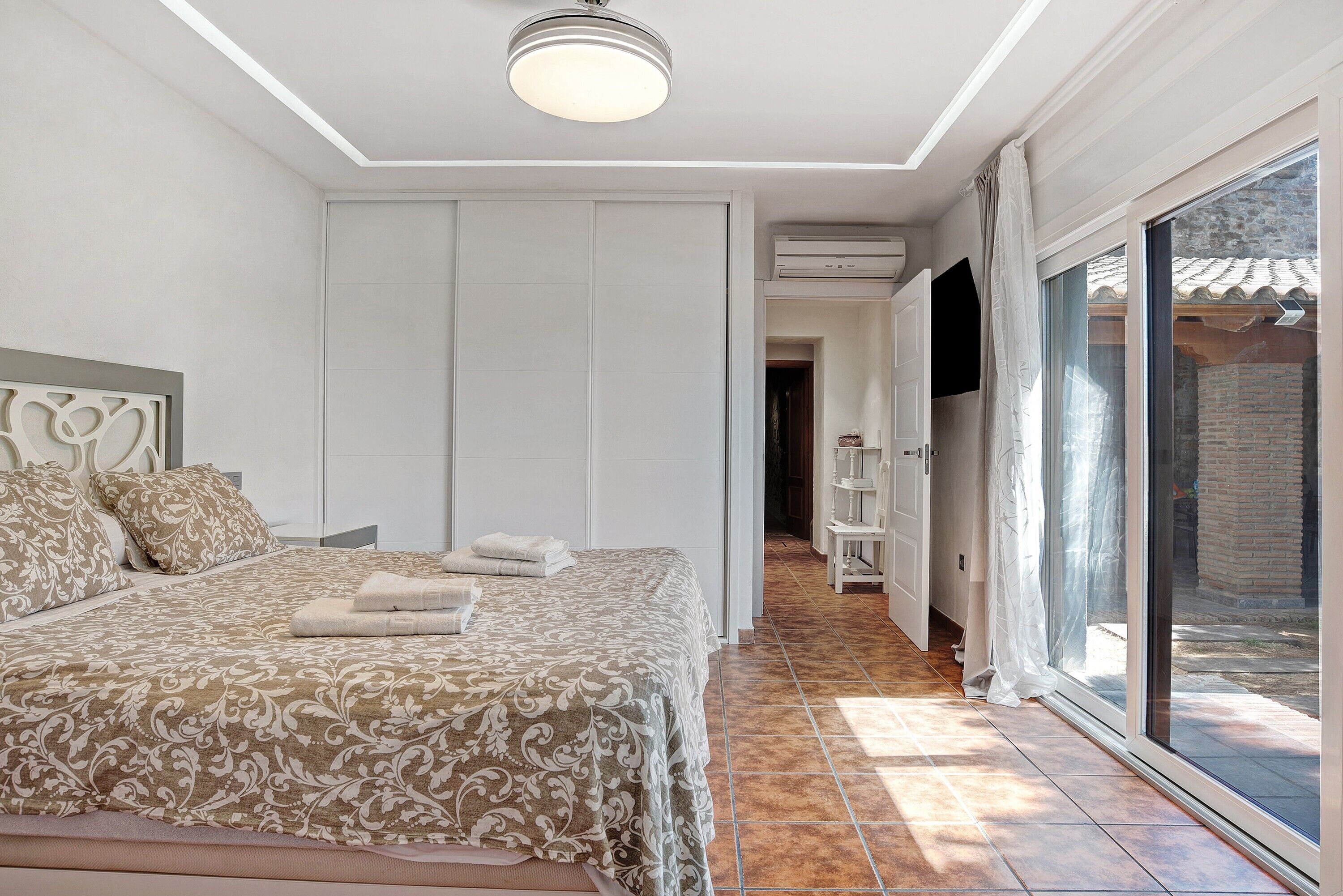 4 Schlafzimmer, kostenloses WLAN, Bettwäsche