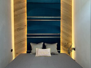 3 bedrooms, iron/ironing board, free WiFi, bed sheets - Villa DeLux with Mountain Views, Heated Hot Tub, Garden, and Wi-Fi (Castellammare del Golfo)