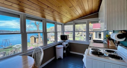 Vintage Retreat - Cabin 5