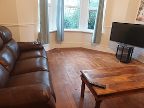 Apartemen | Ruang keluarga | Perapian