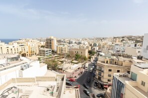 Penthouse 2 | Terrace/patio