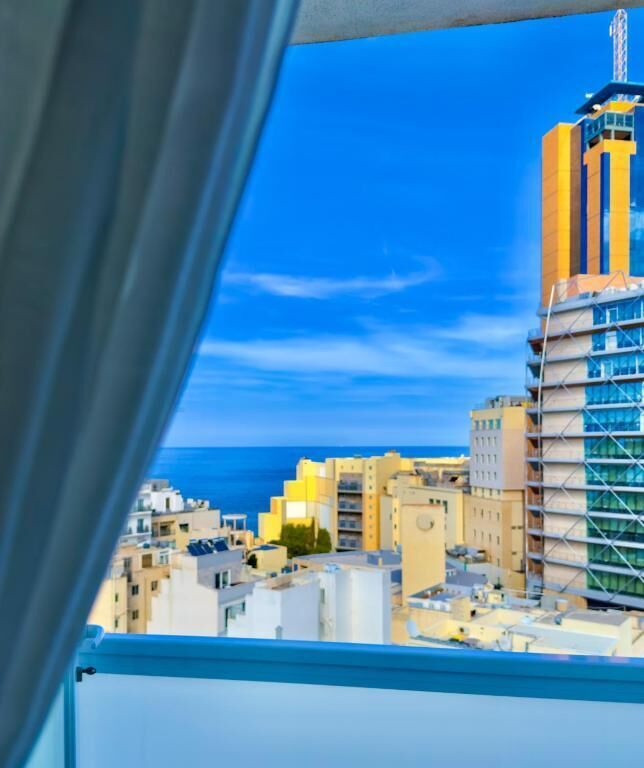 Blackout drapes, soundproofing, iron/ironing board, free WiFi