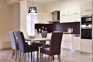 Appartement | Restauration dans la chambre