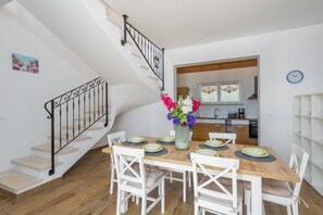 Dining - Countryside Villa - Violetta with pool and garden (Brajkovici)