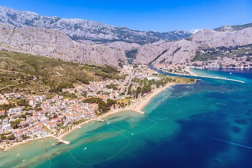 Villa Anita with private pool, gym, 6 bedrooms, sea view