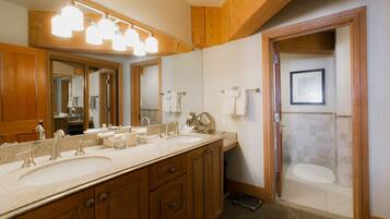 Townhome, 4 Bedrooms | Bathroom