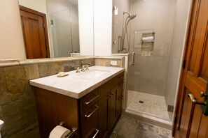 Suite, 1 Bedroom | Bathroom