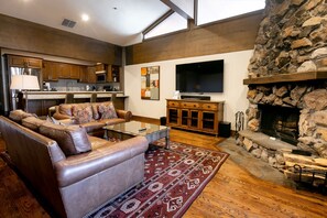 Suite, 2 Bedrooms | Living room - Bald Eagle Two Bedroom 2 Apartment Hotel by RedAwning (Park City)