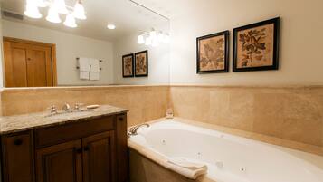 Suite, 2 habitaciones | Baño