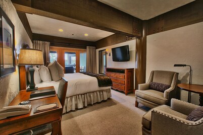 Deluxe King Room With Hot Tub Hotel Room by RedAwning