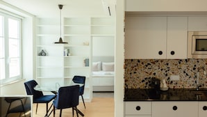 Unclassified image, 5 of 15, button - Chiado Trindade Apartment - 2A Castelão (Lisboa)