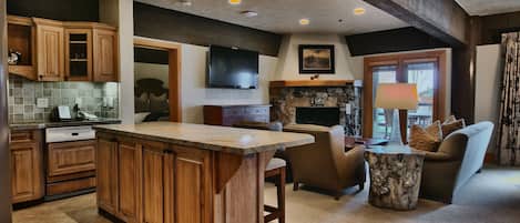 ห้องสวีท, 3 ห้องนอน | ครัวส่วนตัว | เครื่องชงกาแฟ/ชา