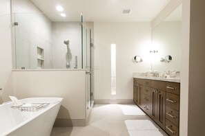 客房, 1 間臥室 | 浴室