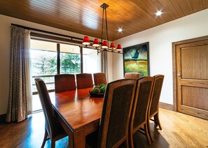Suite, 1 kamar tidur | Dapur pribadi | Mesin pembuat kopi/teh