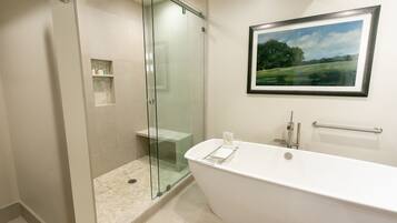 Suite, 4 Bedrooms | Bathroom