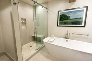 Suite, 4 Bedrooms | Bathroom