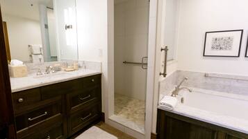 Townhome, 4 Bedrooms | Bathroom