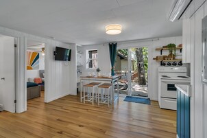 Cabin, 2 Bedrooms | Private kitchen | Fridge, oven, dishwasher, coffee/tea maker