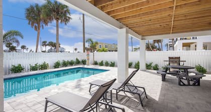 ☀️ Private Pool - 3BR - Holiday Everyday ☀️